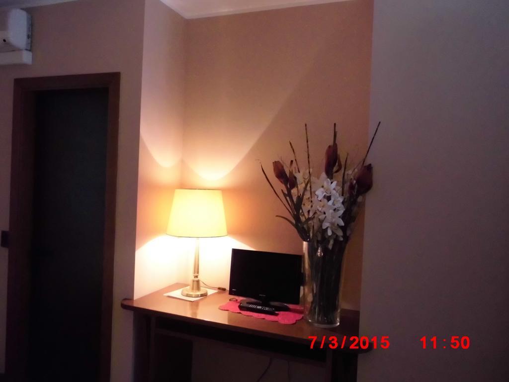 Albergo Ponte Vecchio Cernobbio Zimmer foto